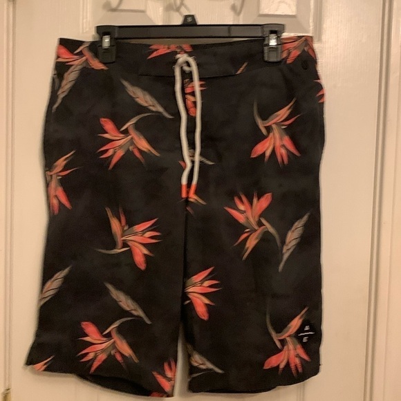 American Eagle Mens Swim Trunk Size M #50 - Picture 1 of 10